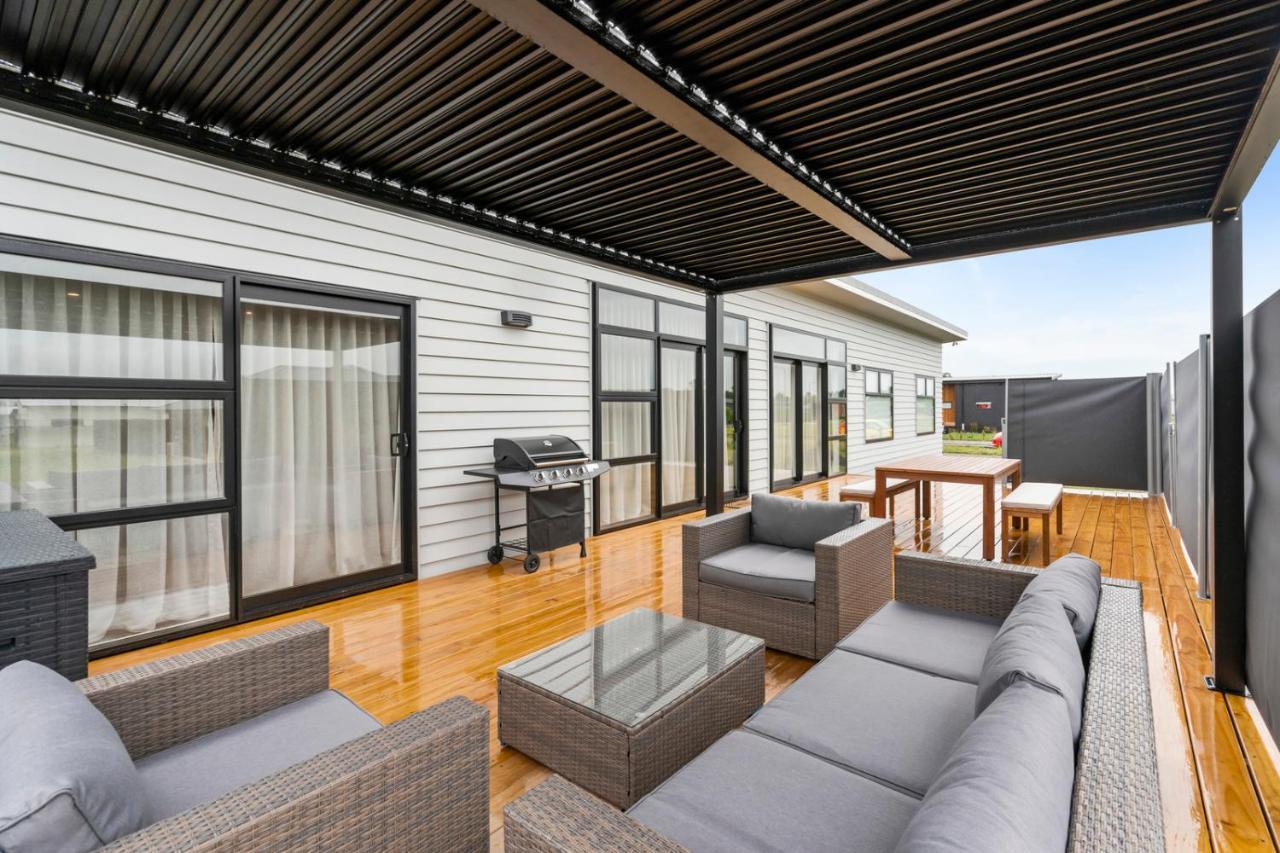 Pride Of Pinot - Martinborough Holiday Home Екстер'єр фото