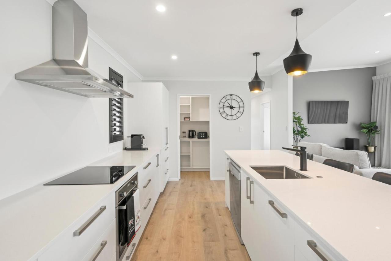 Pride Of Pinot - Martinborough Holiday Home Екстер'єр фото